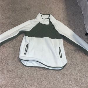 Abercrombie and Fitch Pullover